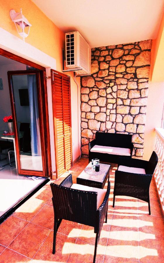 Apartments Samac Sibenik Bagian luar foto