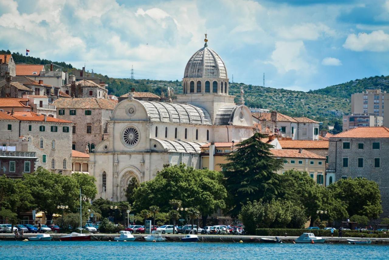 Apartments Samac Sibenik Bagian luar foto